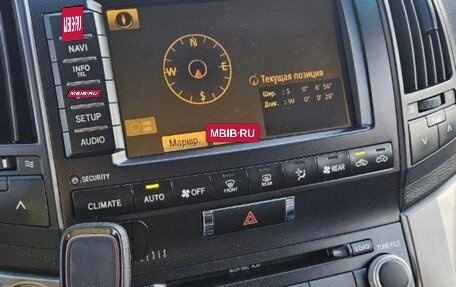 Toyota Land Cruiser 200, 2011 год, 3 520 000 рублей, 9 фотография