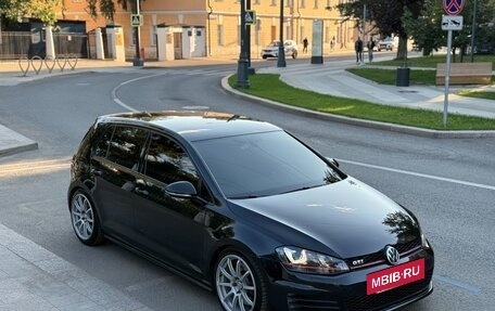 Volkswagen Golf GTI VII, 2014 год, 2 220 000 рублей, 2 фотография