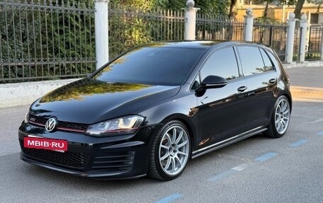 Volkswagen Golf GTI VII, 2014 год, 2 220 000 рублей, 4 фотография