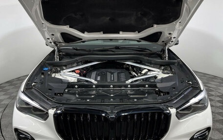 BMW X5, 2018 год, 5 697 000 рублей, 10 фотография