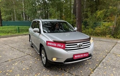 Toyota Highlander III, 2011 год, 2 070 000 рублей, 1 фотография