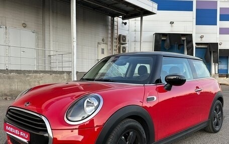 MINI Hatch, 2019 год, 1 850 000 рублей, 3 фотография