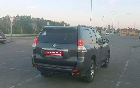 Toyota Land Cruiser Prado 150 рестайлинг 2, 2010 год, 2 500 000 рублей, 16 фотография
