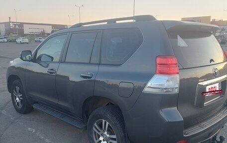 Toyota Land Cruiser Prado 150 рестайлинг 2, 2010 год, 2 500 000 рублей, 11 фотография