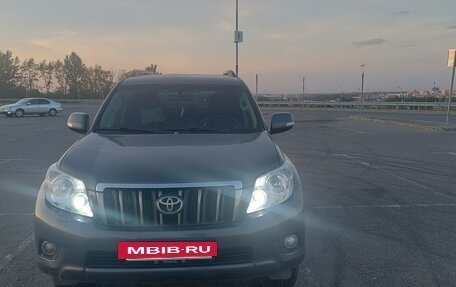 Toyota Land Cruiser Prado 150 рестайлинг 2, 2010 год, 2 500 000 рублей, 7 фотография