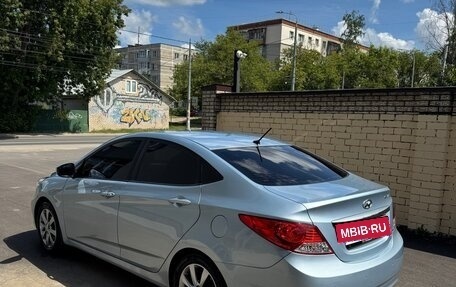 Hyundai Solaris II рестайлинг, 2012 год, 950 000 рублей, 3 фотография