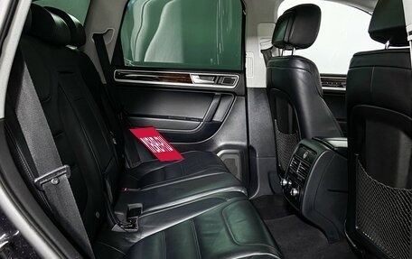 Volkswagen Touareg III, 2015 год, 2 080 000 рублей, 13 фотография