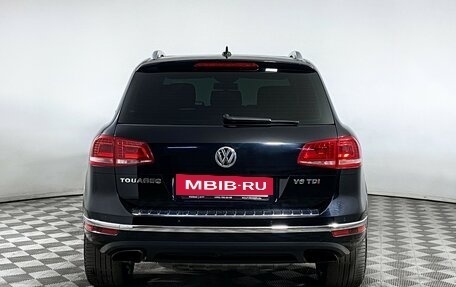 Volkswagen Touareg III, 2015 год, 2 080 000 рублей, 6 фотография
