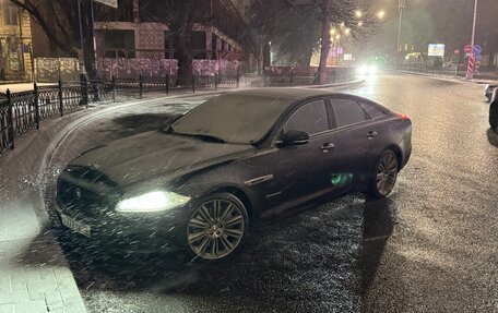 Jaguar XJ IV (X351), 2011 год, 2 600 000 рублей, 10 фотография