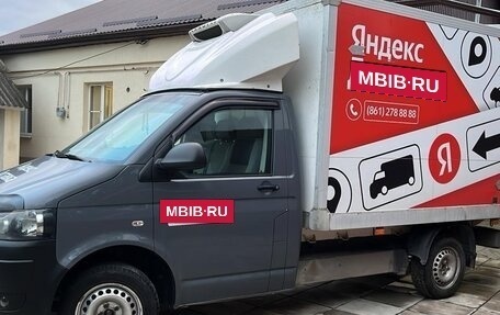 Volkswagen Transporter T5 рестайлинг, 2013 год, 1 270 000 рублей, 3 фотография
