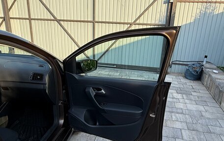 Volkswagen Polo VI (EU Market), 2016 год, 1 100 000 рублей, 16 фотография