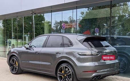Porsche Cayenne III, 2018 год, 8 950 000 рублей, 3 фотография