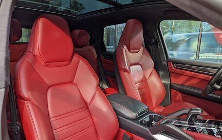 Porsche Cayenne III, 2018 год, 8 950 000 рублей, 12 фотография