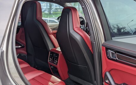 Porsche Cayenne III, 2018 год, 8 950 000 рублей, 11 фотография