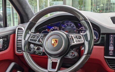 Porsche Cayenne III, 2018 год, 8 950 000 рублей, 16 фотография