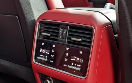 Porsche Cayenne III, 2018 год, 8 950 000 рублей, 23 фотография