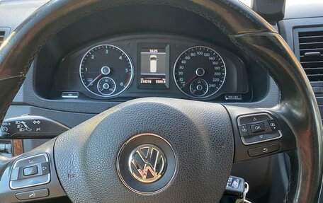 Volkswagen Multivan T5, 2011 год, 2 200 000 рублей, 12 фотография