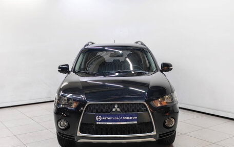 Mitsubishi Outlander III рестайлинг 3, 2012 год, 998 000 рублей, 3 фотография