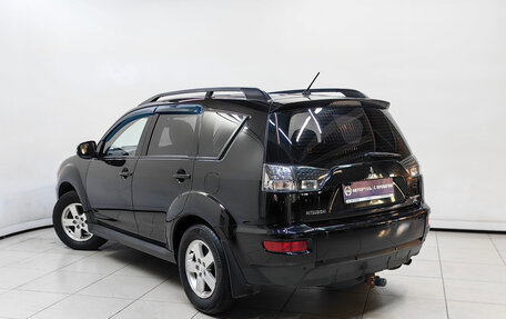 Mitsubishi Outlander III рестайлинг 3, 2012 год, 998 000 рублей, 2 фотография
