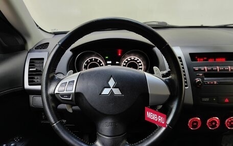 Mitsubishi Outlander III рестайлинг 3, 2012 год, 998 000 рублей, 11 фотография