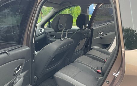 Renault Scenic III, 2010 год, 750 000 рублей, 8 фотография