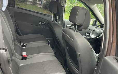 Renault Scenic III, 2010 год, 750 000 рублей, 7 фотография