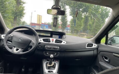 Renault Scenic III, 2010 год, 750 000 рублей, 11 фотография