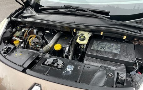 Renault Scenic III, 2010 год, 750 000 рублей, 15 фотография