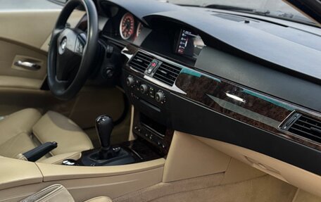 BMW 5 серия, 2003 год, 1 350 000 рублей, 18 фотография