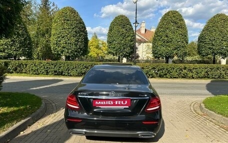 Mercedes-Benz E-Класс, 2020 год, 3 150 000 рублей, 7 фотография