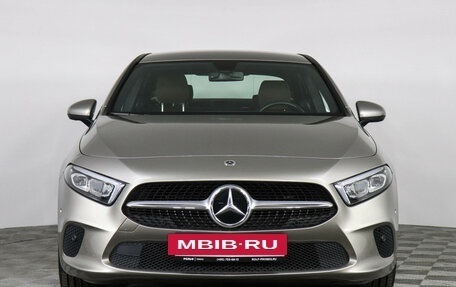 Mercedes-Benz A-Класс, 2020 год, 2 870 000 рублей, 2 фотография