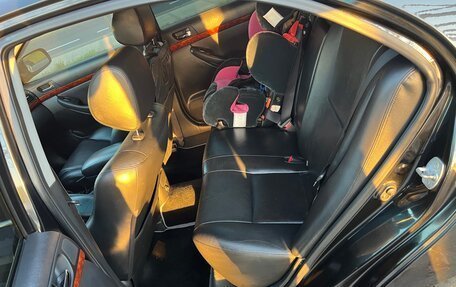 Toyota Avensis III рестайлинг, 2005 год, 930 000 рублей, 12 фотография