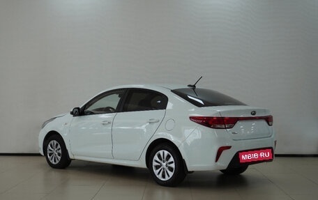 KIA Rio IV, 2018 год, 1 070 000 рублей, 2 фотография