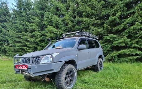Toyota Land Cruiser Prado 120 рестайлинг, 2007 год, 2 200 000 рублей, 1 фотография
