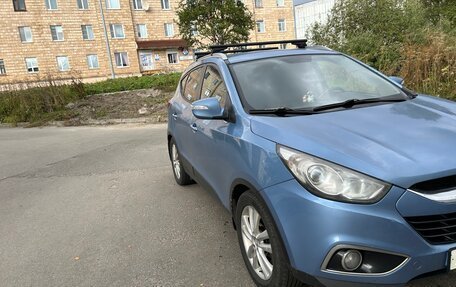 Hyundai ix35 I рестайлинг, 2011 год, 1 050 000 рублей, 2 фотография