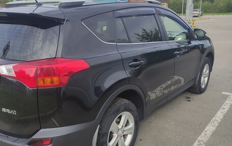 Toyota RAV4, 2014 год, 1 850 000 рублей, 3 фотография