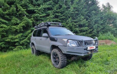 Toyota Land Cruiser Prado 120 рестайлинг, 2007 год, 2 200 000 рублей, 5 фотография