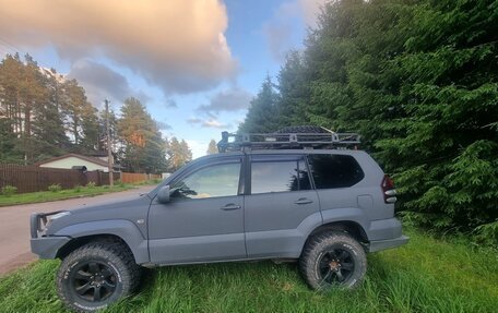 Toyota Land Cruiser Prado 120 рестайлинг, 2007 год, 2 200 000 рублей, 6 фотография