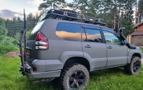 Toyota Land Cruiser Prado 120 рестайлинг, 2007 год, 2 200 000 рублей, 8 фотография