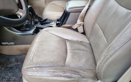 Toyota Land Cruiser Prado 120 рестайлинг, 2007 год, 2 200 000 рублей, 17 фотография