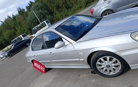 Hyundai Sonata IV рестайлинг, 2004 год, 650 000 рублей, 4 фотография