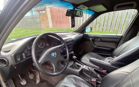 BMW 5 серия, 1991 год, 555 555 рублей, 12 фотография