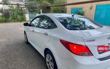 Hyundai Solaris II рестайлинг, 2015 год, 870 000 рублей, 10 фотография