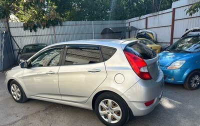 Hyundai Solaris II рестайлинг, 2012 год, 545 000 рублей, 1 фотография