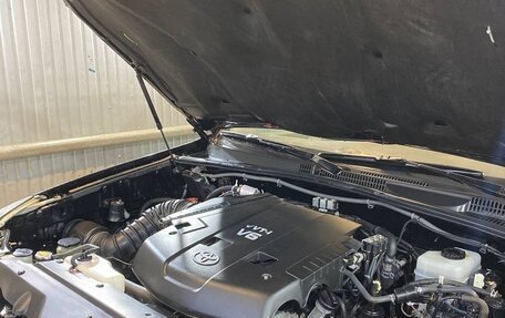Toyota Land Cruiser Prado 120 рестайлинг, 2006 год, 2 050 000 рублей, 7 фотография
