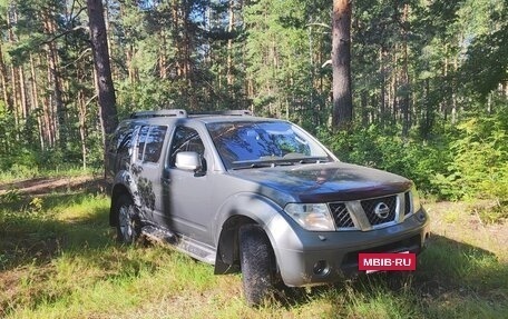 Nissan Pathfinder, 2007 год, 735 000 рублей, 2 фотография