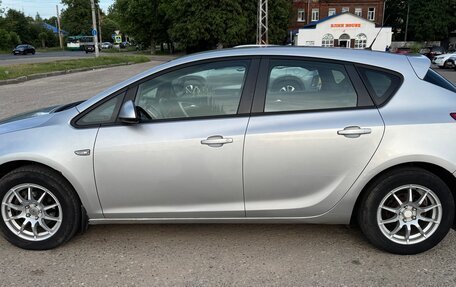 Opel Astra J, 2010 год, 500 000 рублей, 4 фотография
