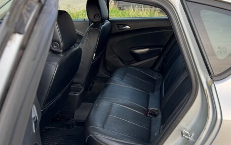 Opel Astra J, 2010 год, 500 000 рублей, 11 фотография