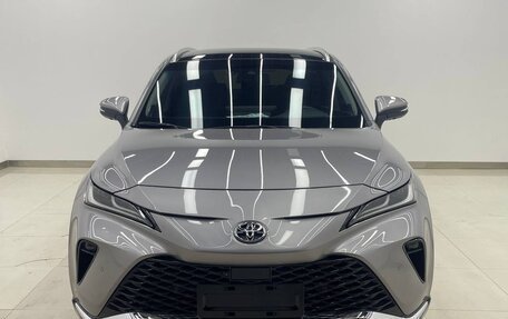 Toyota Venza, 2022 год, 3 331 552 рублей, 1 фотография