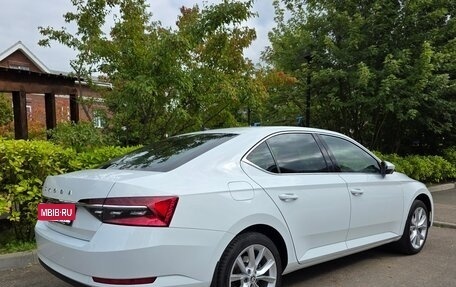 Skoda Superb III рестайлинг, 2020 год, 2 650 000 рублей, 2 фотография